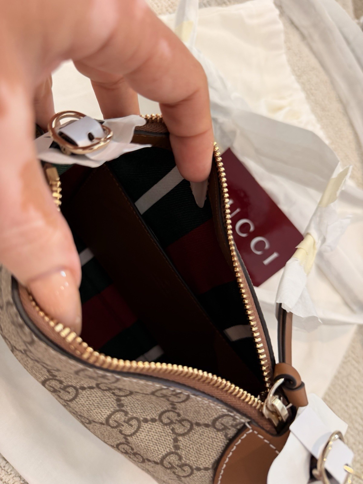 NEW Unused Gucci GG Emblem Small Shoulder Bag Monogram