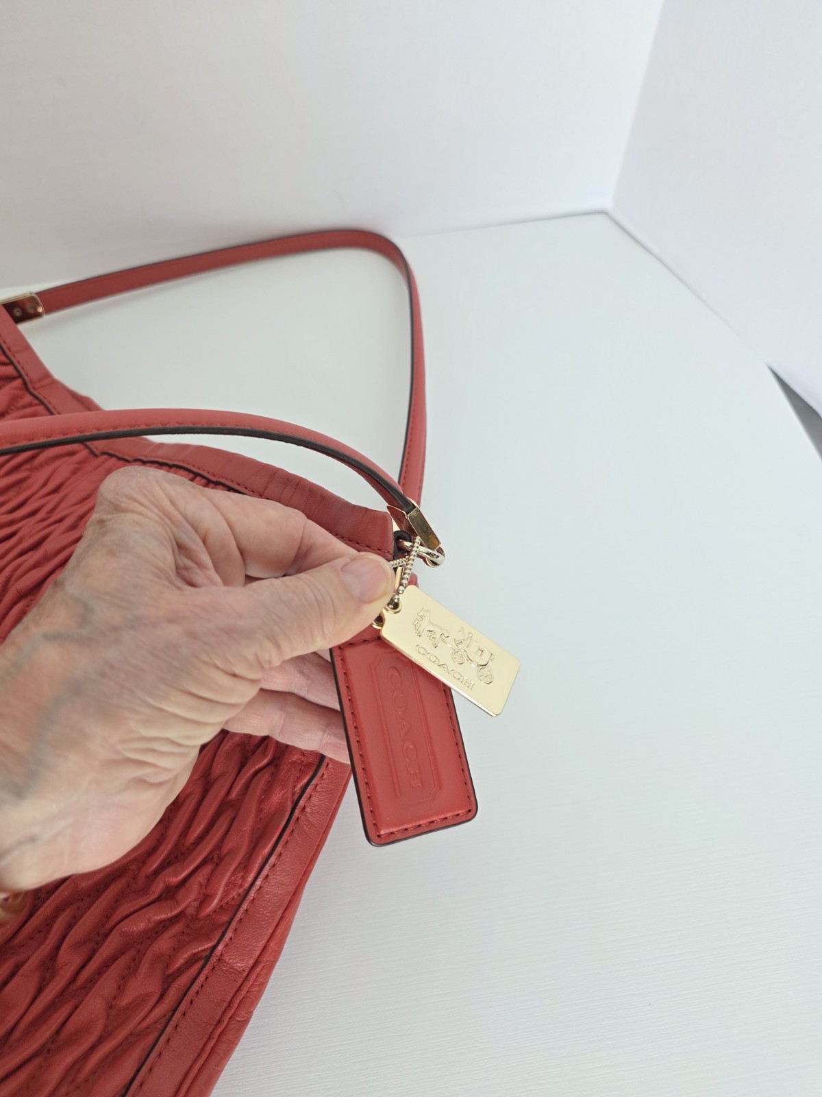 COACH 25260 Madison Phoebe Red Large Ruched Shoulder Bag Gold Hardware Charm EUC