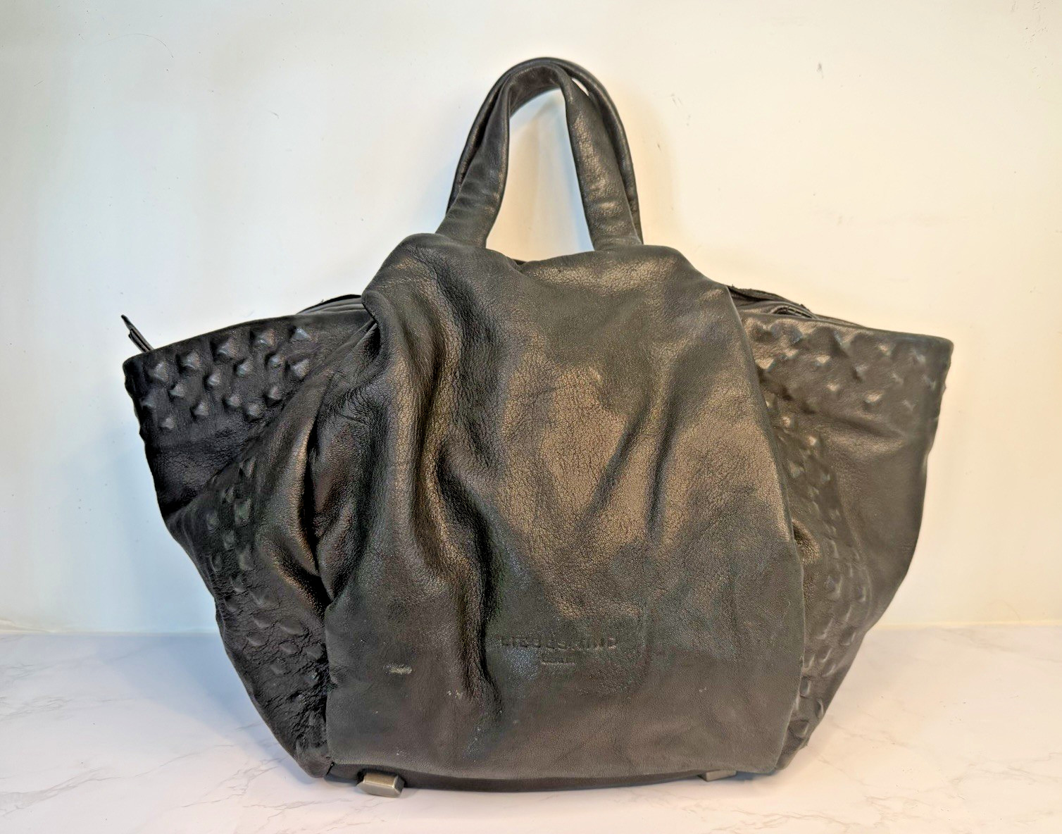Liebeskind Berlin Black Baraka S7 Leather Handbag Pyramid Stud Read Description