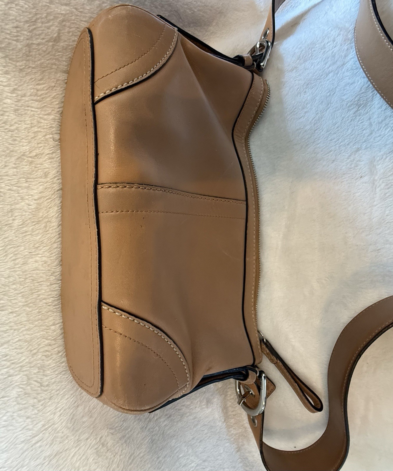 Coach NY camel Small Shoulder Bag Zip Top Adjustable Detachable Strap Silver HW