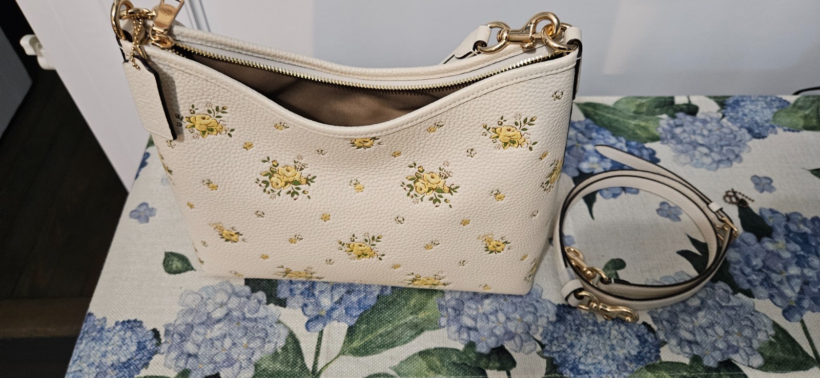 Coach Laurel in Floral