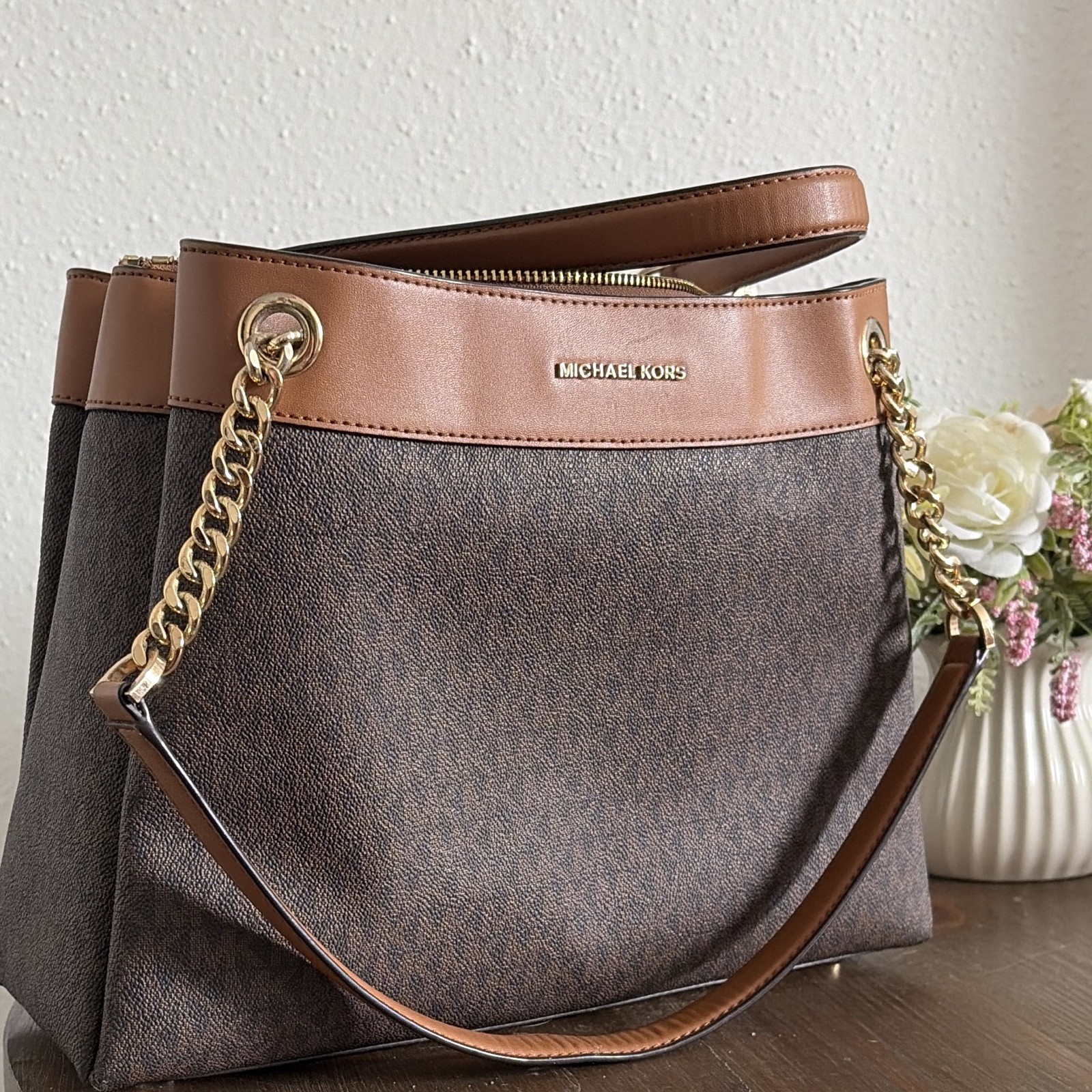 Michael Kors Shoulder Bag Brown/Tan Zip Gold Hardware Detachable Strap