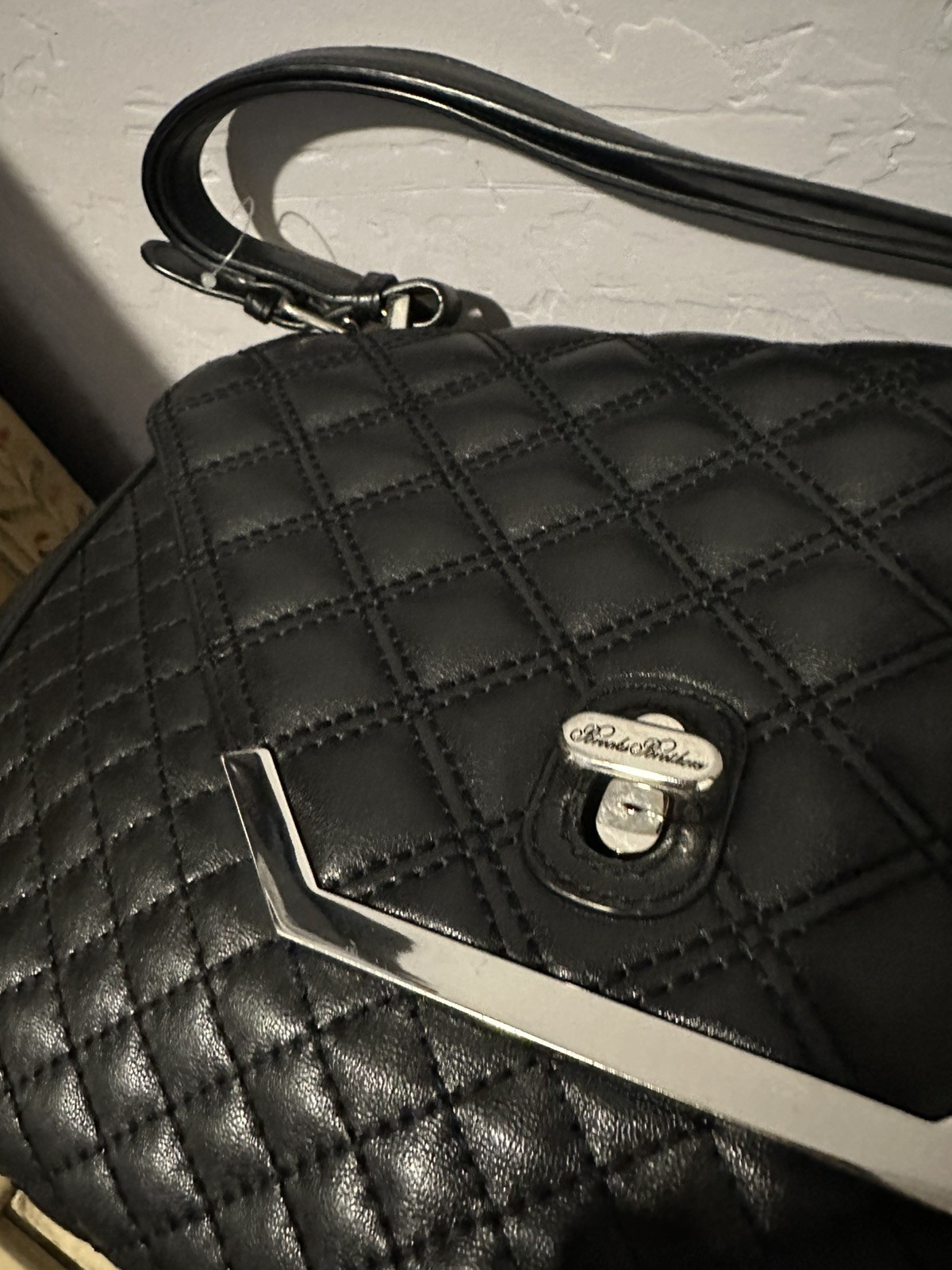 BROOKS BROTHERS Women’s Black Leather ? Tote Satchel Drop Zipper Gold Hdwr