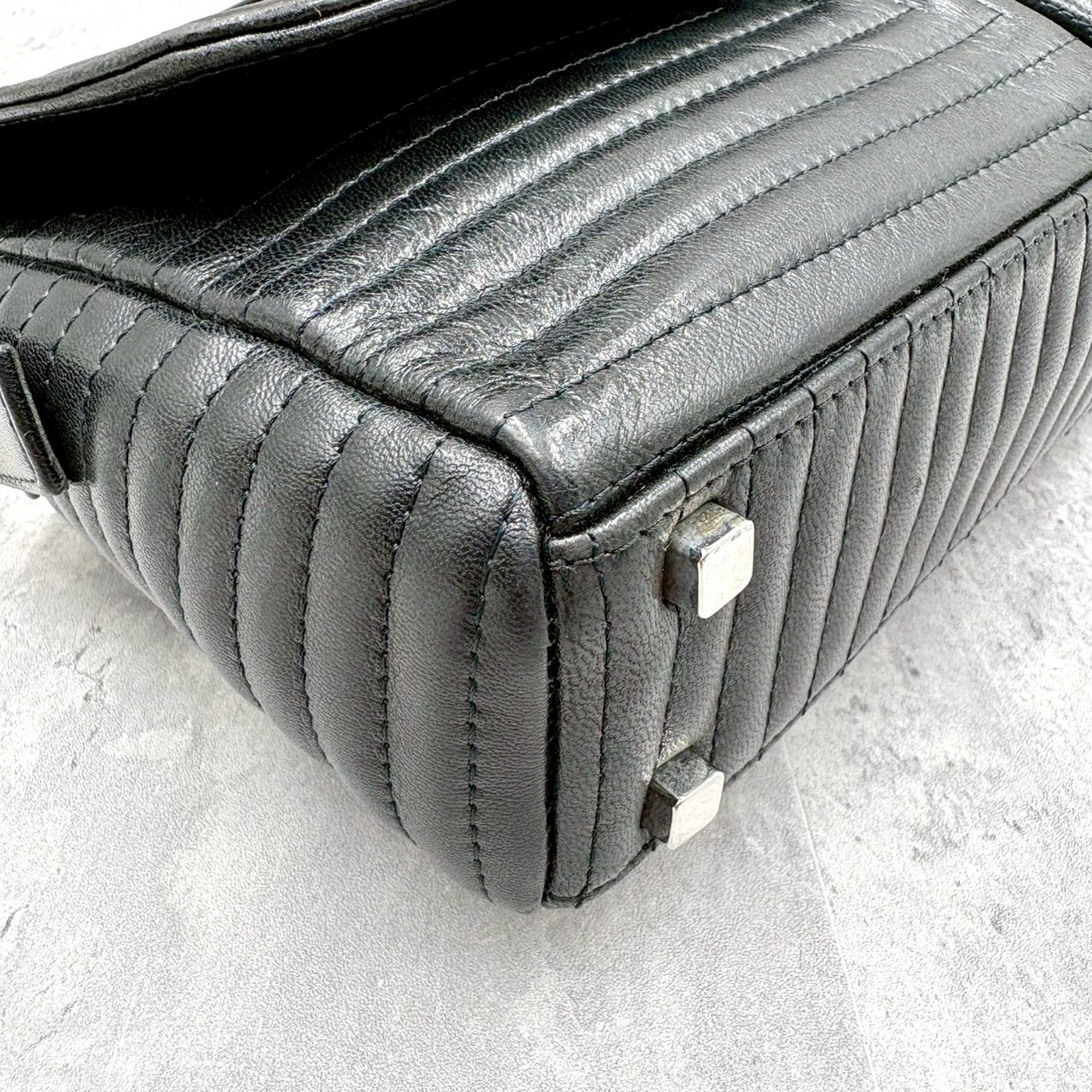 BALLY Leather Quilted Flap Shoulder Bag Geometric Stitch Black Y2K Vintage Auth
