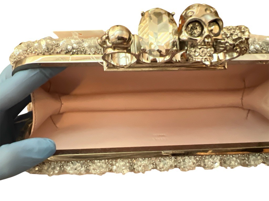 ALEXANDER MCQUEEN VINTAGE PINK FEATHER KNUCKLE DUSTER SKULL CLUTCH!!
