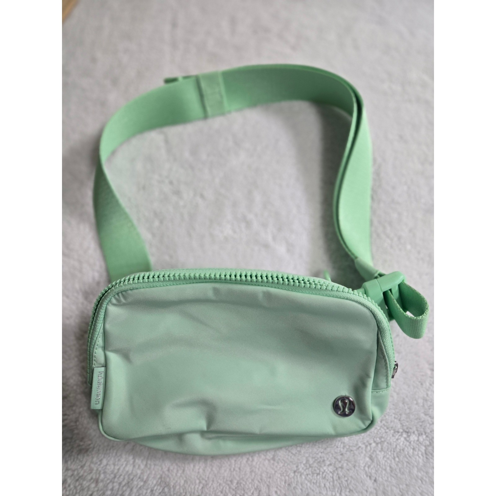 Lululemon Everywhere Belt Bag 1L Mint Green Adjustable Strap Waist Pack LU9AX2S