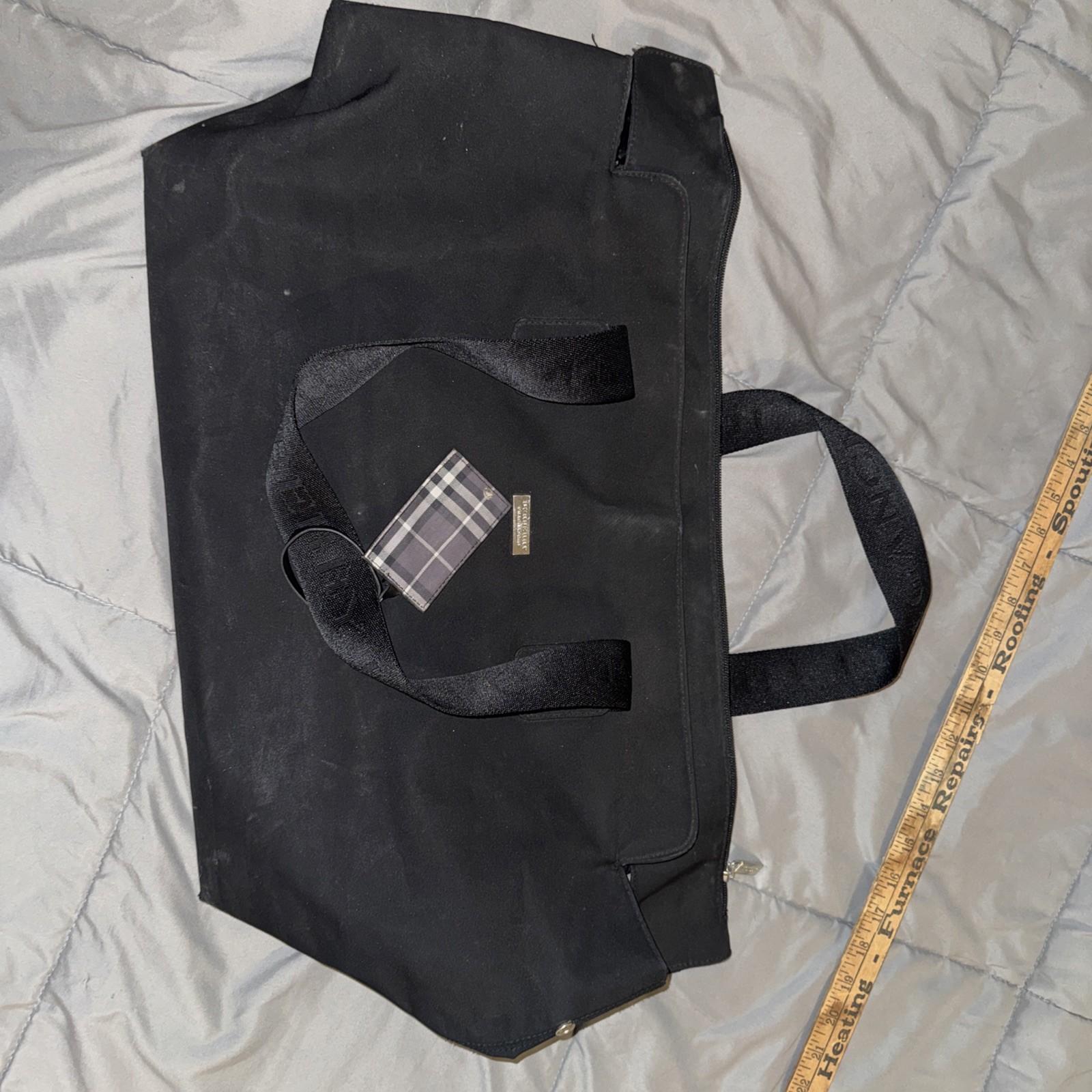 Burberry Fragrances travel tote bag extra large black