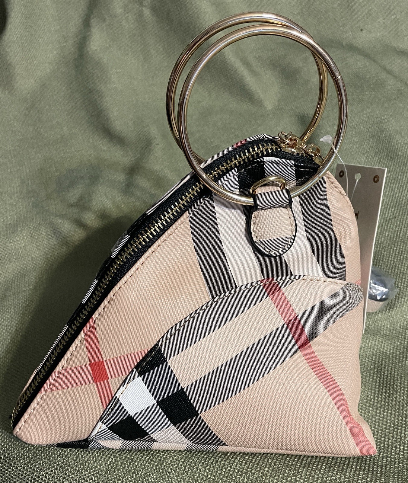 NWT VERSONA “LE MIEL” TRIANGULAR HAND-BAG hand bag TRIANGLE PURSE w/TASSLES mini