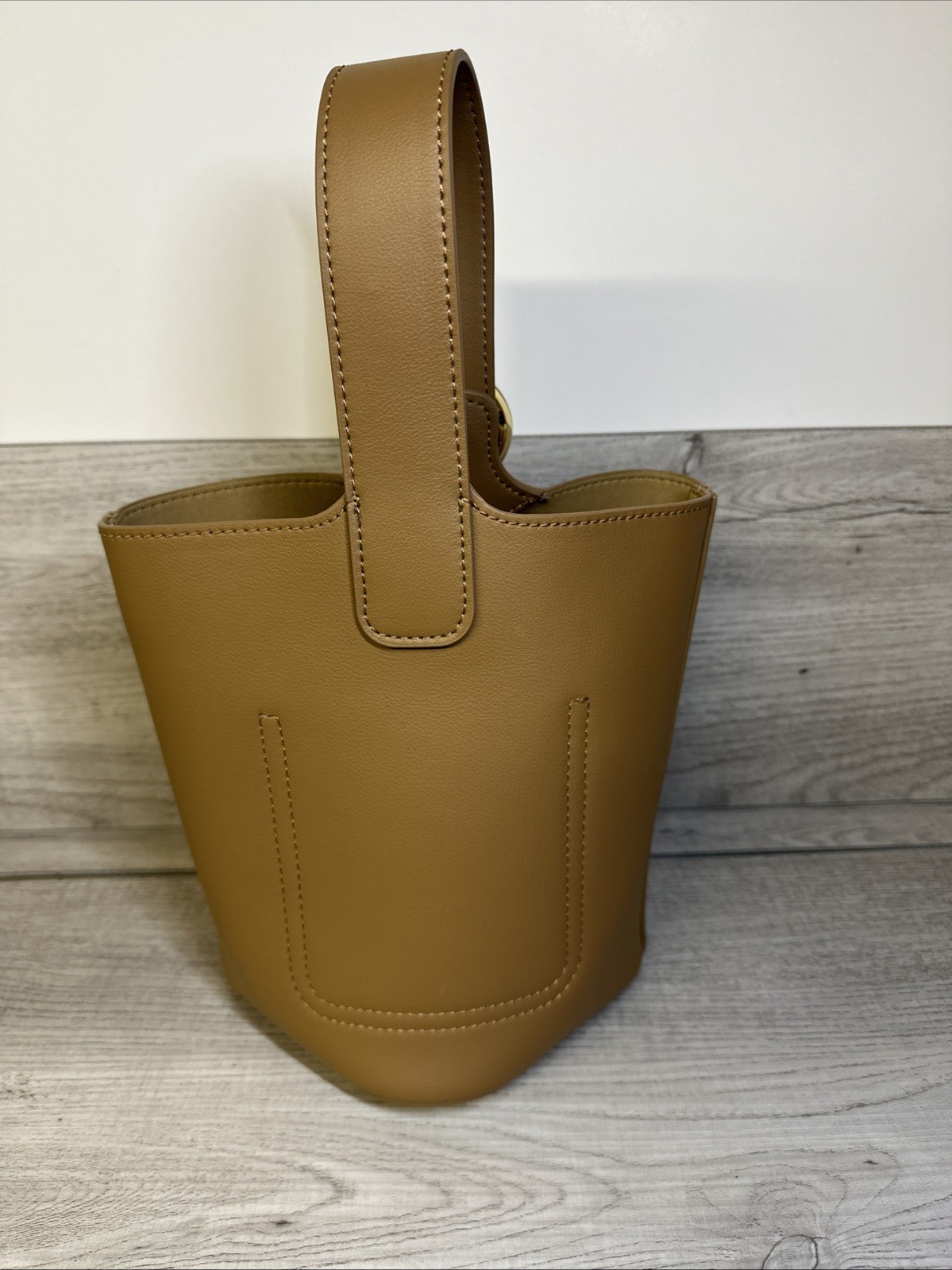 LOEWE Pebble Mini Oak Smooth Leather Bucket Bag Used Nice