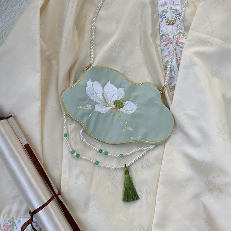 Ladies Lotus Leaf Shape Embroidery Handbag Crossbody Hanfu Bag Faux Pearl Chain