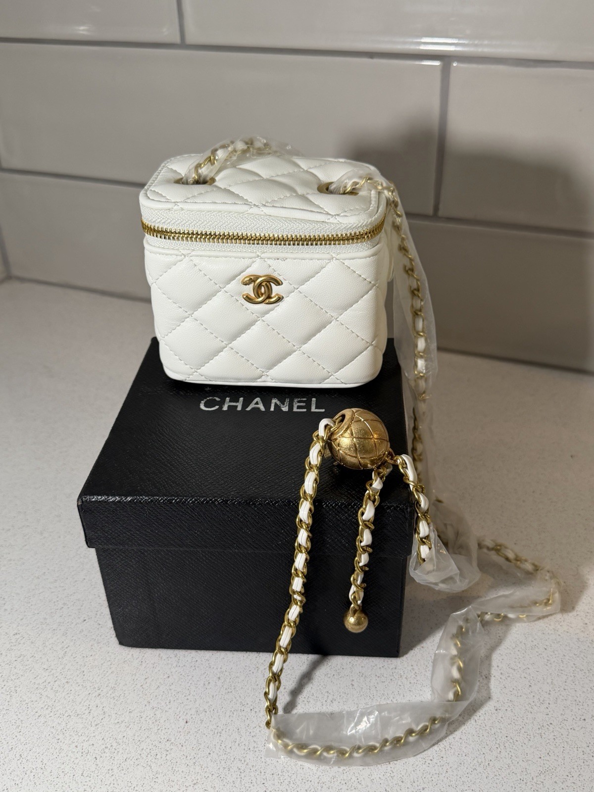 White Quilted Mini Square Crossbody Bag Gold Chain Zip Closure w/ Box