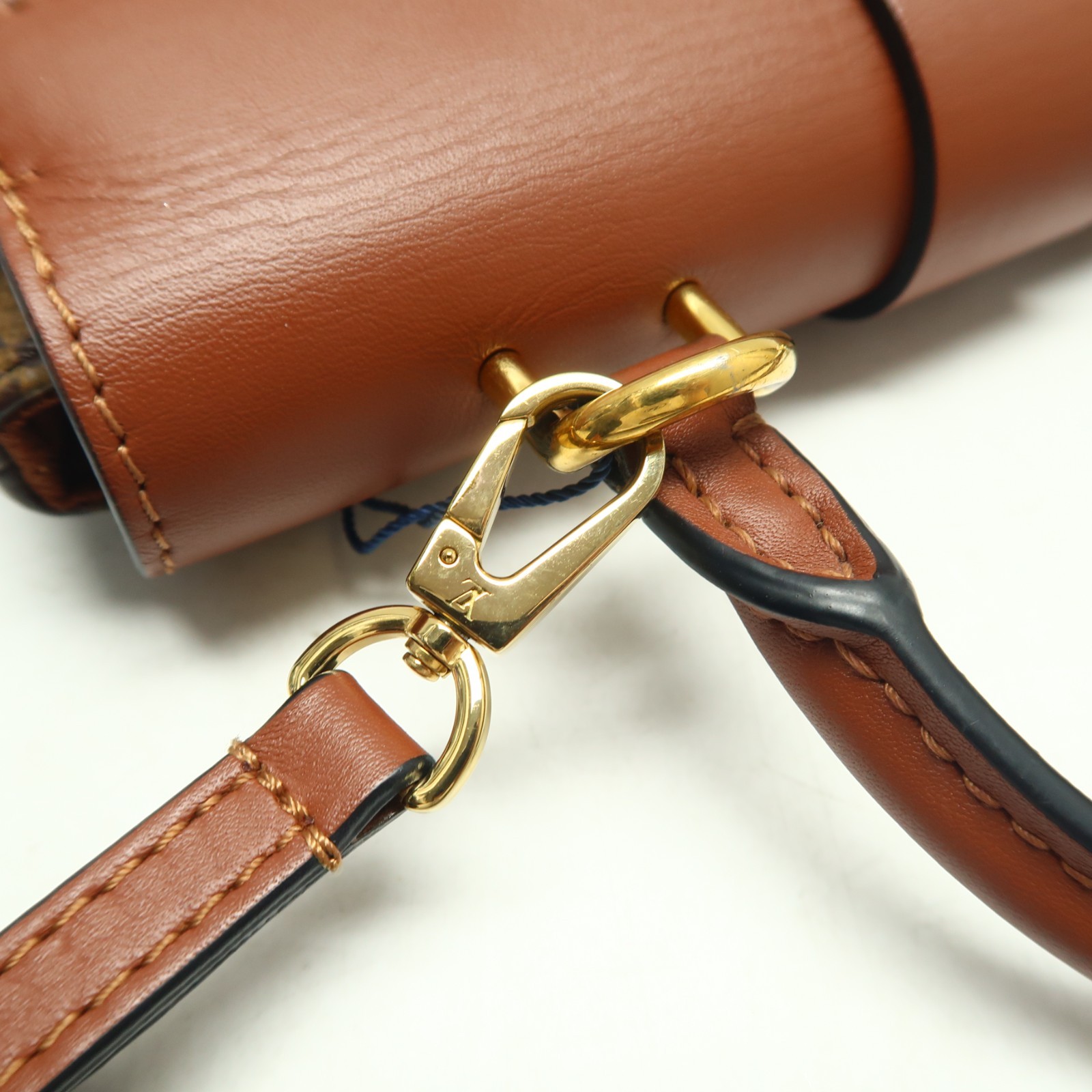 Louis Vuitton Locky BB Brown Monogram Canvas Satchel T10444465