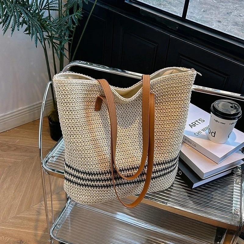 Designer Striped Straw Shoulder Bag Large Capacity Beach Tote Summer Handbag