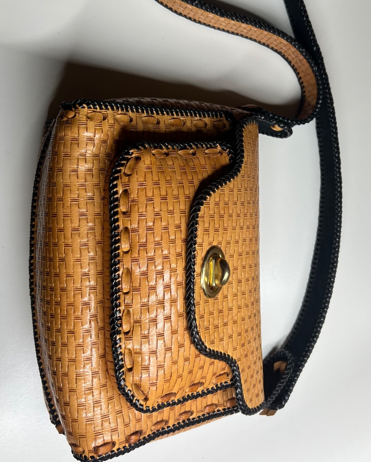 Vintage Y2K Hand Tooled Leather Crossbody Bag Basketweave Black Suede Lining.