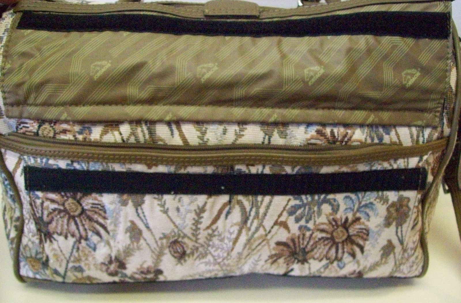 Jordache Tapestry Floral Multi-Colored Handbag Shoulder Bag Satchel Tote Duffle