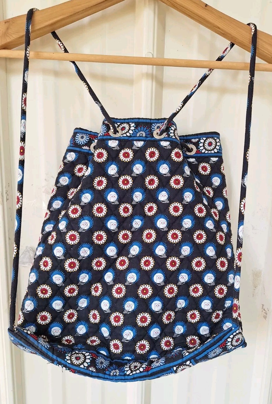 Vera Bradly Backsac Backpack 13inX14in Drawstring Top Zip Pock Front Navy/Blue