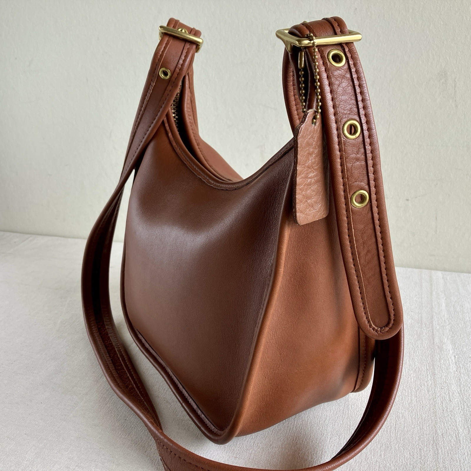 Vintage Coach Janice’s Legacy 9950 British Tan Brown Leather Shoulder Bag USA