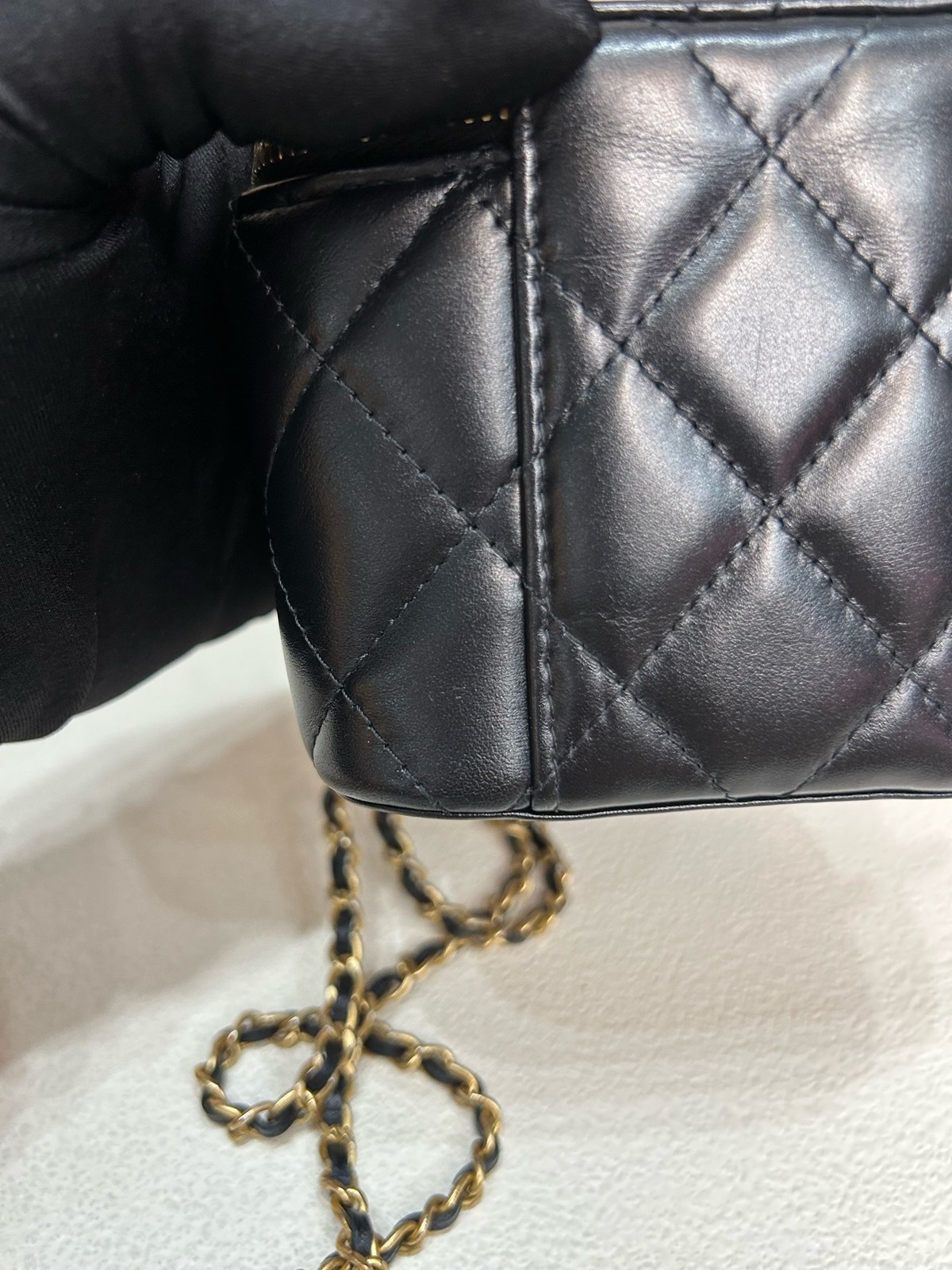 Chanel 21A Double Gold Ball Vanity Case Mini Black Cowhide Crossbody Duty Paid