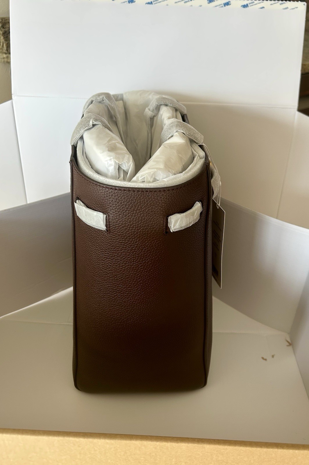 !! NEW !! Veronica Beard Dash Leather Tote Bag Dark Raisin Origin Pack