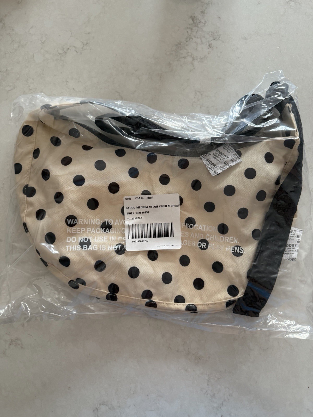 Baggu Medium Nylon Crescent Bag Urban Outfitters Cream Polka Dot NEW IN HAND