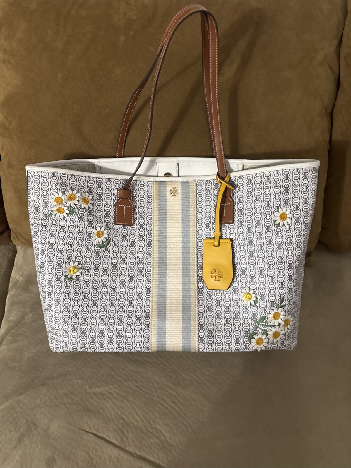 Tory Burch Gemini Chain Link Tote Bag Leather Women’s Authentic. Clean In & Out