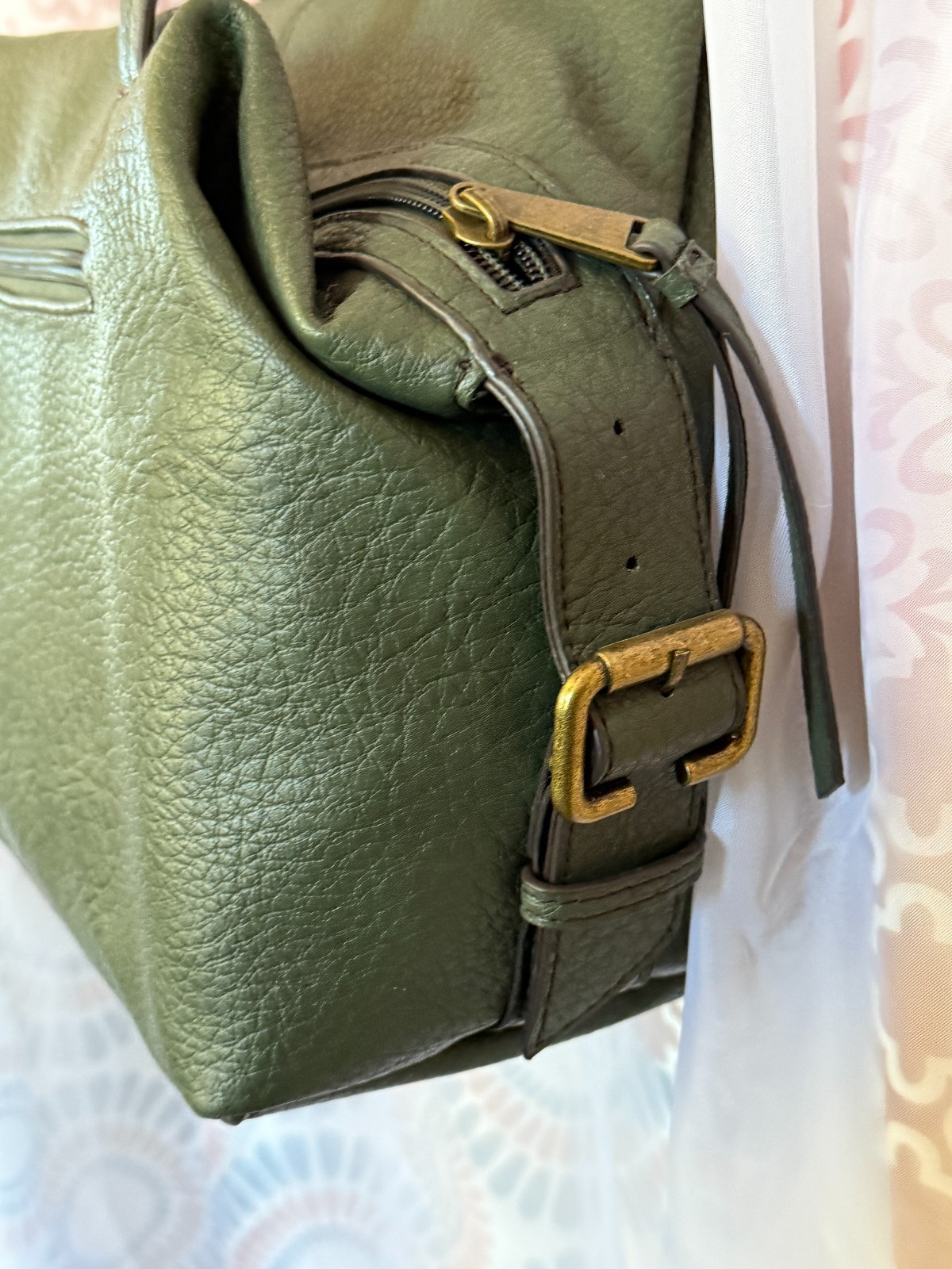 NWT a.n.a. (A New Approach) satchel purse bag Green pebbled faux leather