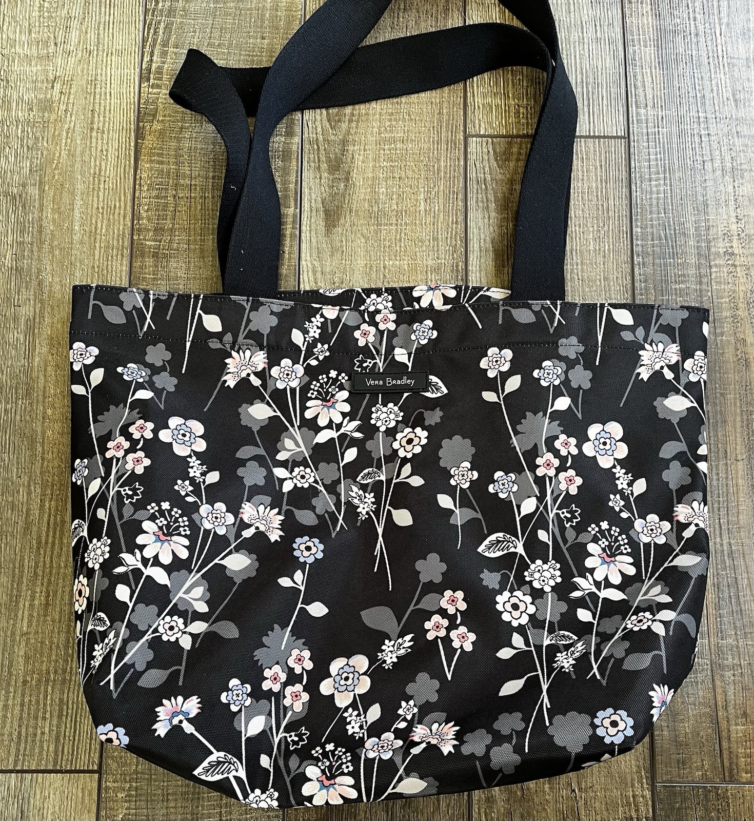 Vera Bradley Women’s Lighten Up Large Family Tote Black Floral Excellent
