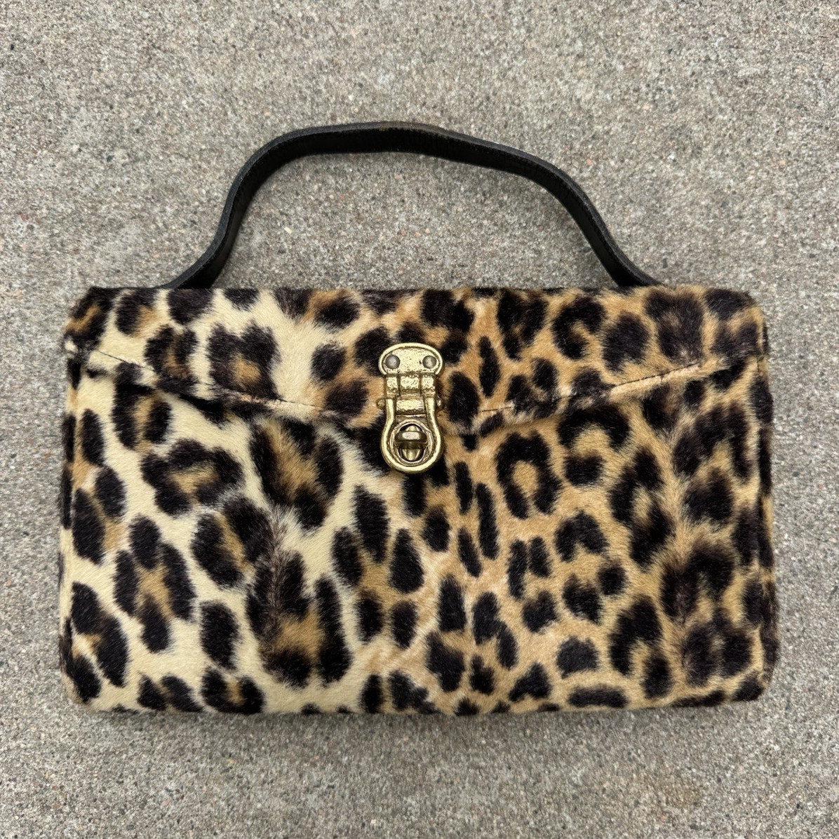 1960s Vintage Women’s Leopard Animal Print Top Handle Bag Turn Lock
