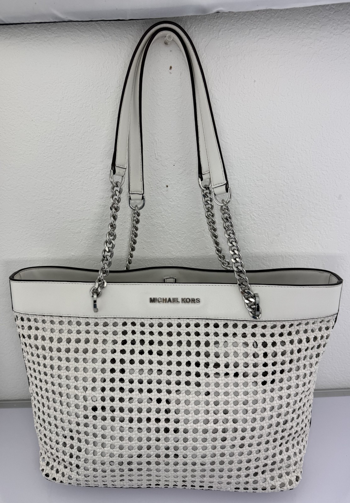 Michael Kors White Women’s Top Handle Bag Silver Hardware. Pre-owned