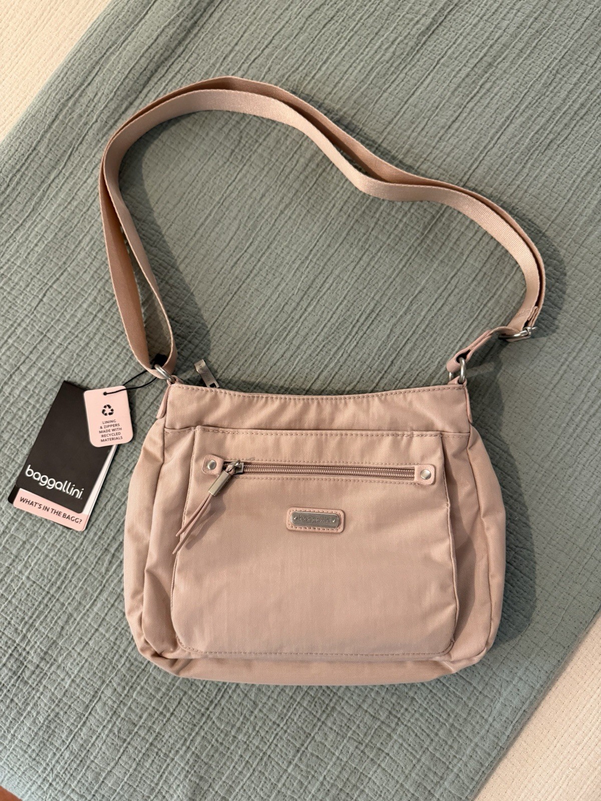 Baggallini – Uptown Bagg with RFID Wristlet – Light Pink – NWT