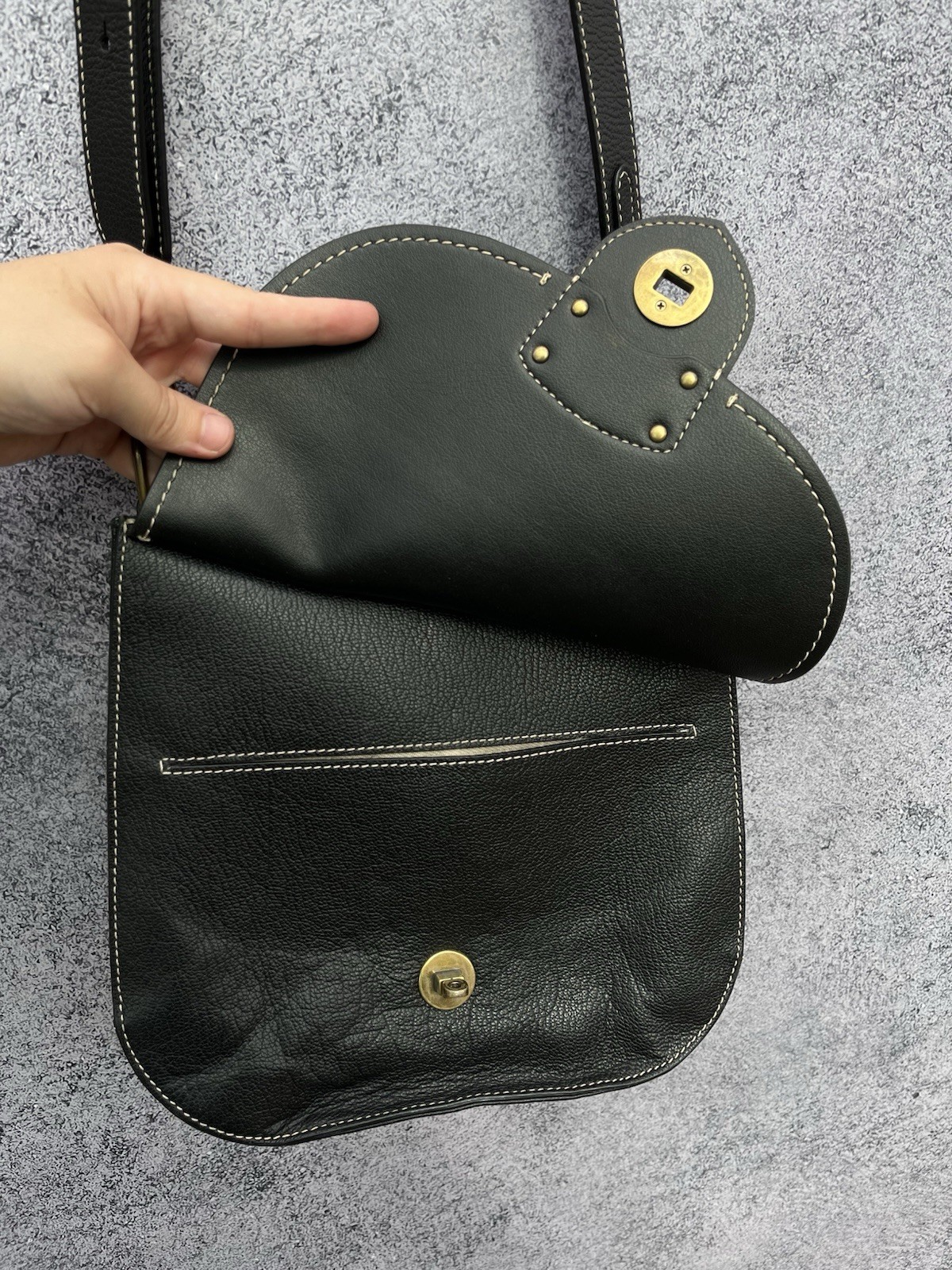 Lauren Ralph Lauren Black Pebbled Leather Crossbody Convertible Bag Millbrook