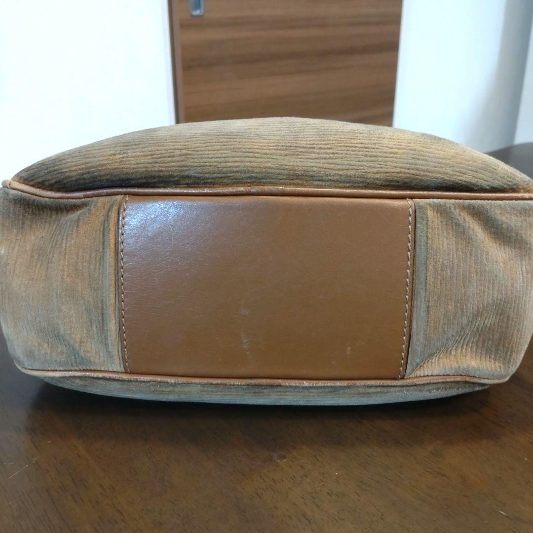 Authentic Fendi Vintage Janus Shoulder Bag 1980s Leather Beige Brown Damaged