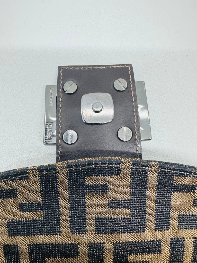 Excellent · Rare FENDI Zucca Pattern Mamma Bucket One-Shoulder Bag FF Logo