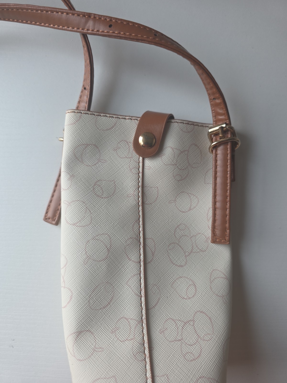 Disney Chip & Dale Small Cross Body Tote Purse Magnetic Clasp 7×5 Inches