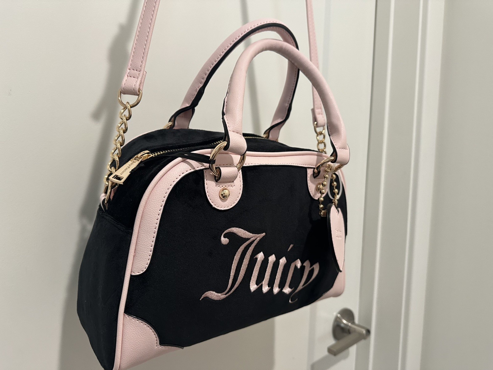 NWT Juicy Couture Urban Heritage Bowler Bag Black Velour Pink Trim and Heart