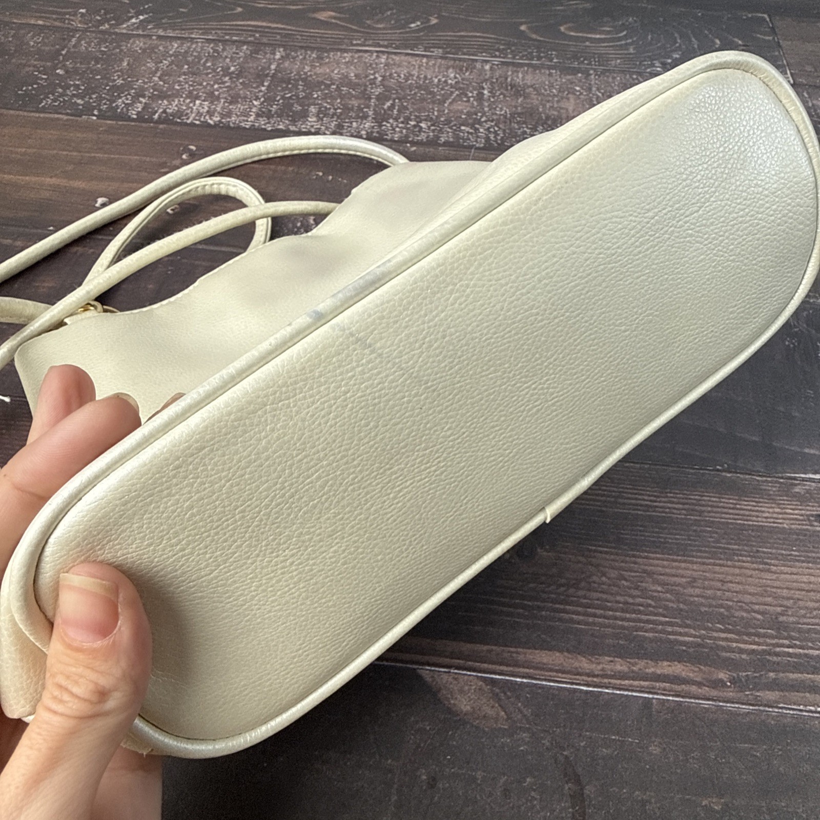 Vintage White Shoulder Bag Purse Amanda Smith