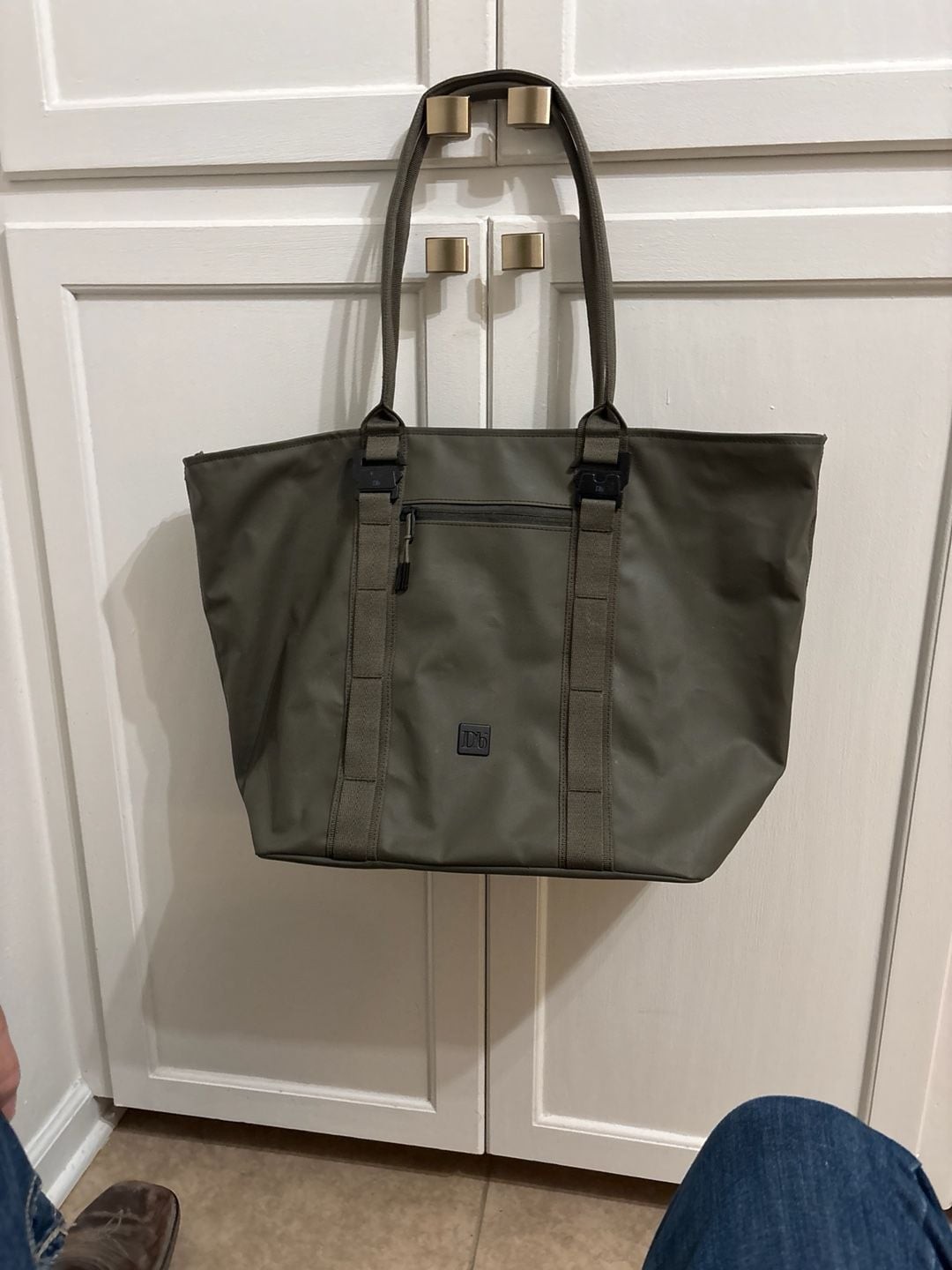 Db Essential Tote 25L Moss Green Bag