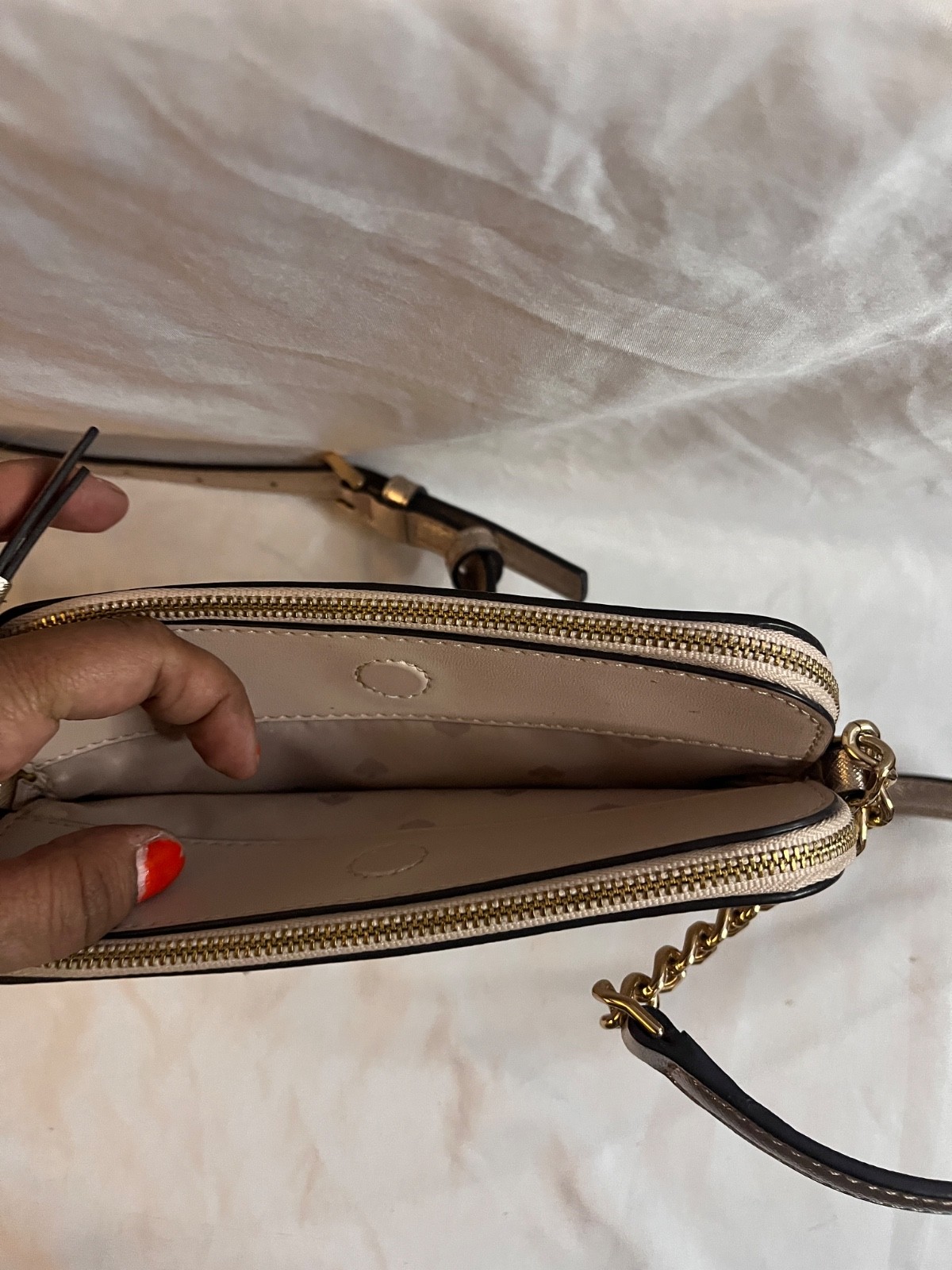 Kate Spade USED Gold Shimmer Crossbody Small Purse – Good Condition