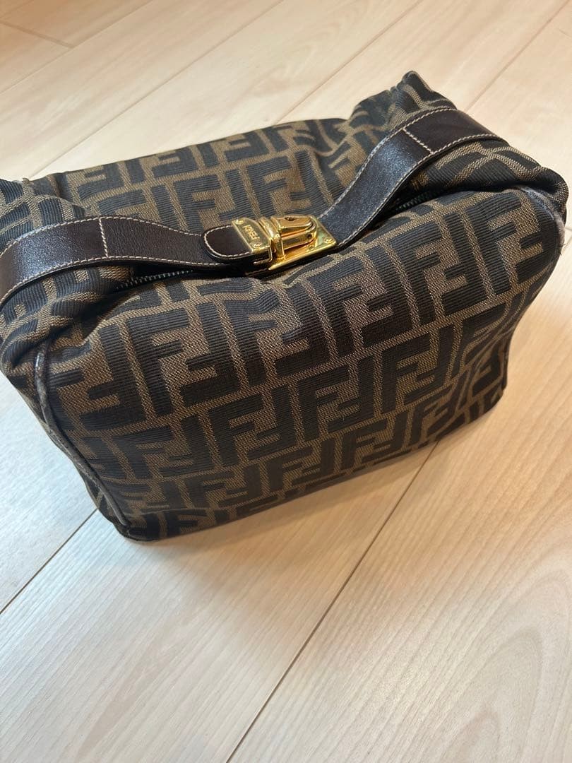 FENDI FF Logo Zucca Rock Vanity