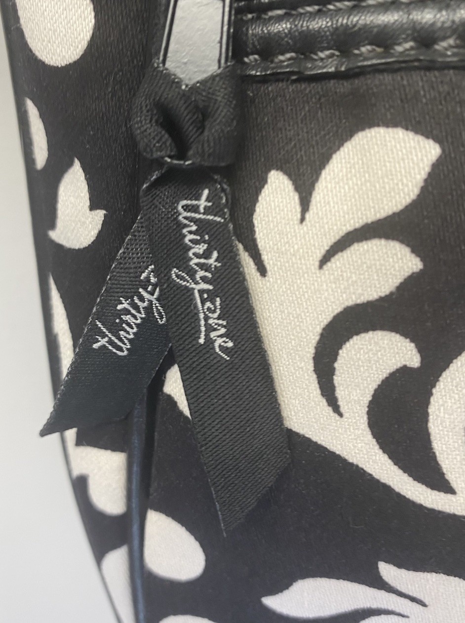 Thirty One Crossbody Purse Messenger Bag Adj Strap Parisian Pop Black White