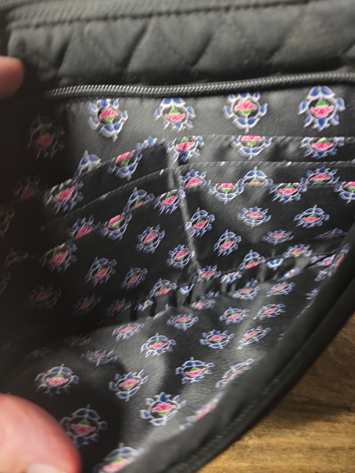 Vera Bradley Little Hipster Crossbody Bag Black Quilted Purse 10×7