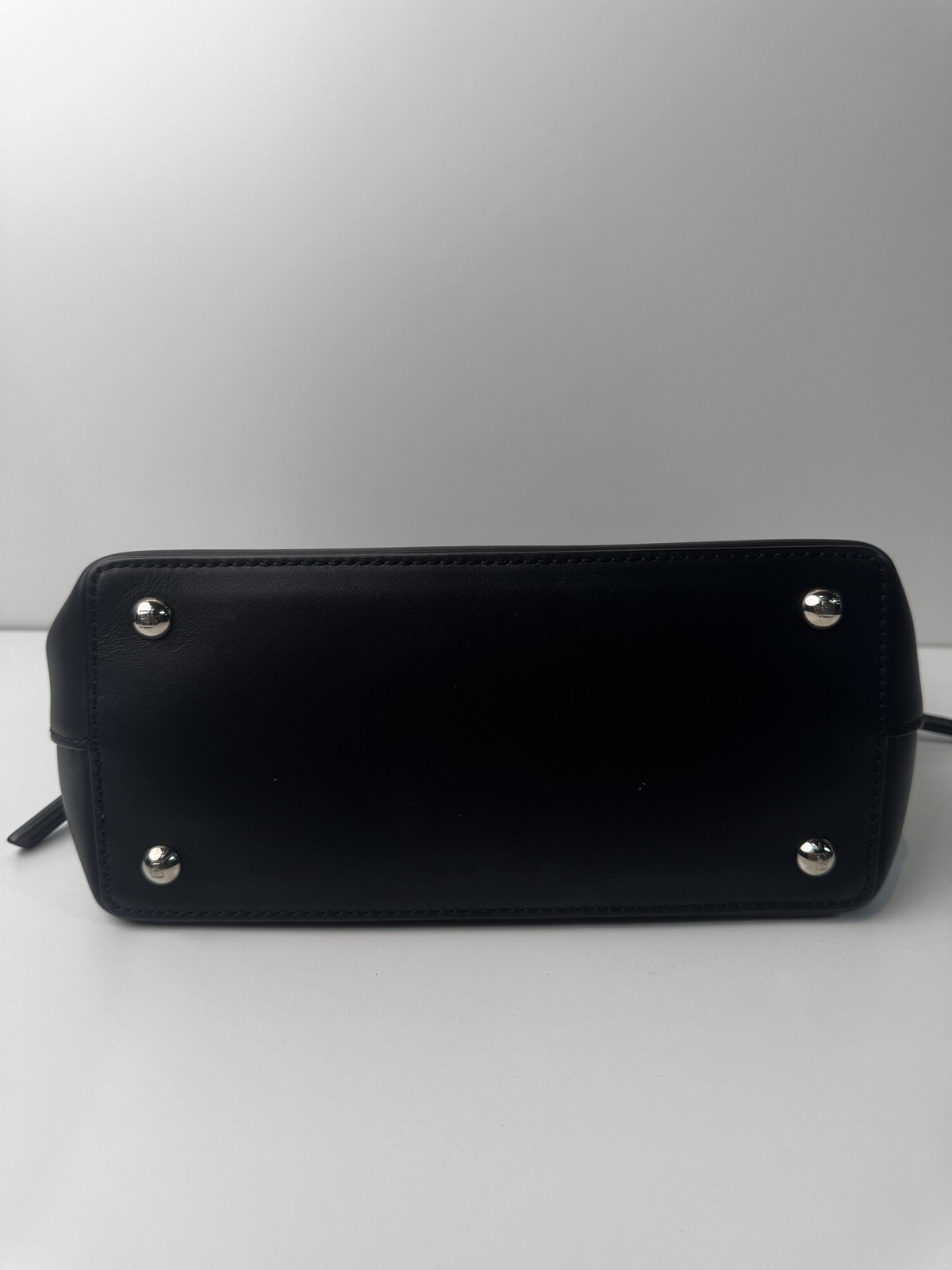 FENDI Dot Com Handbag Leather Crossbody Bag Black FD7JX