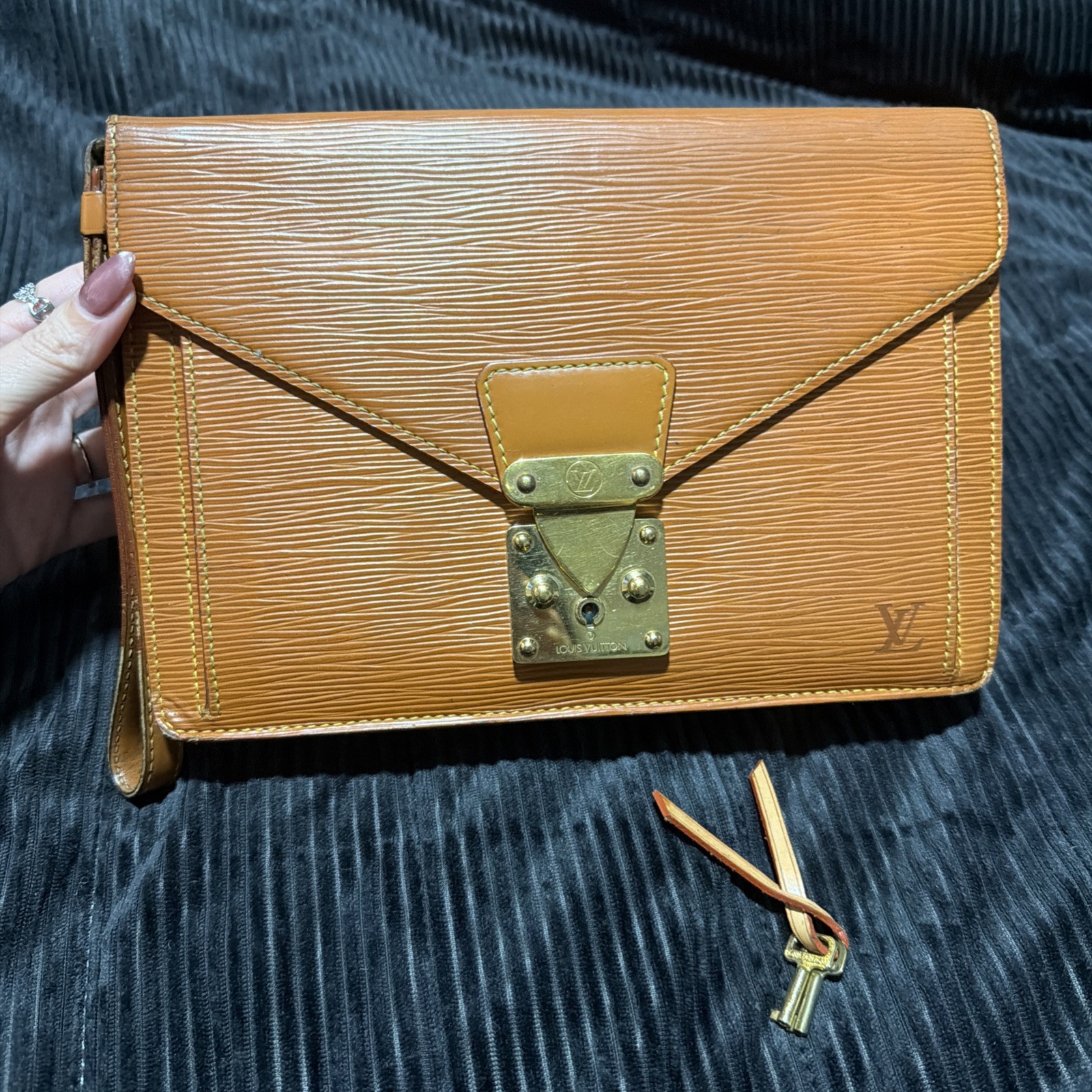 Louis Vuitton Epi Brown Sellier Dragonne Clutch bag