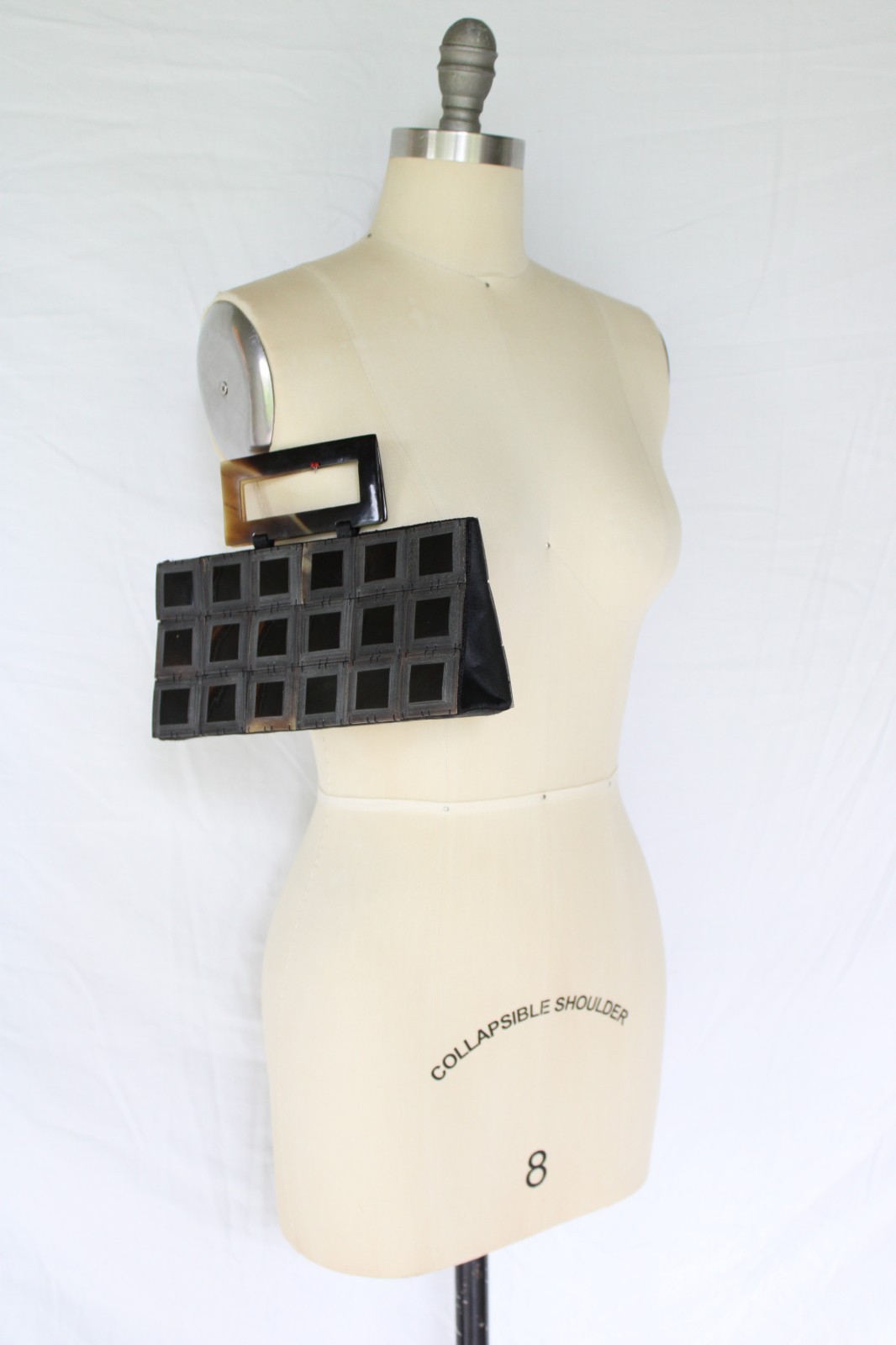 Shiraleah Vintage Handbag Tortoise Shell woven clutch evening bag purse lucite