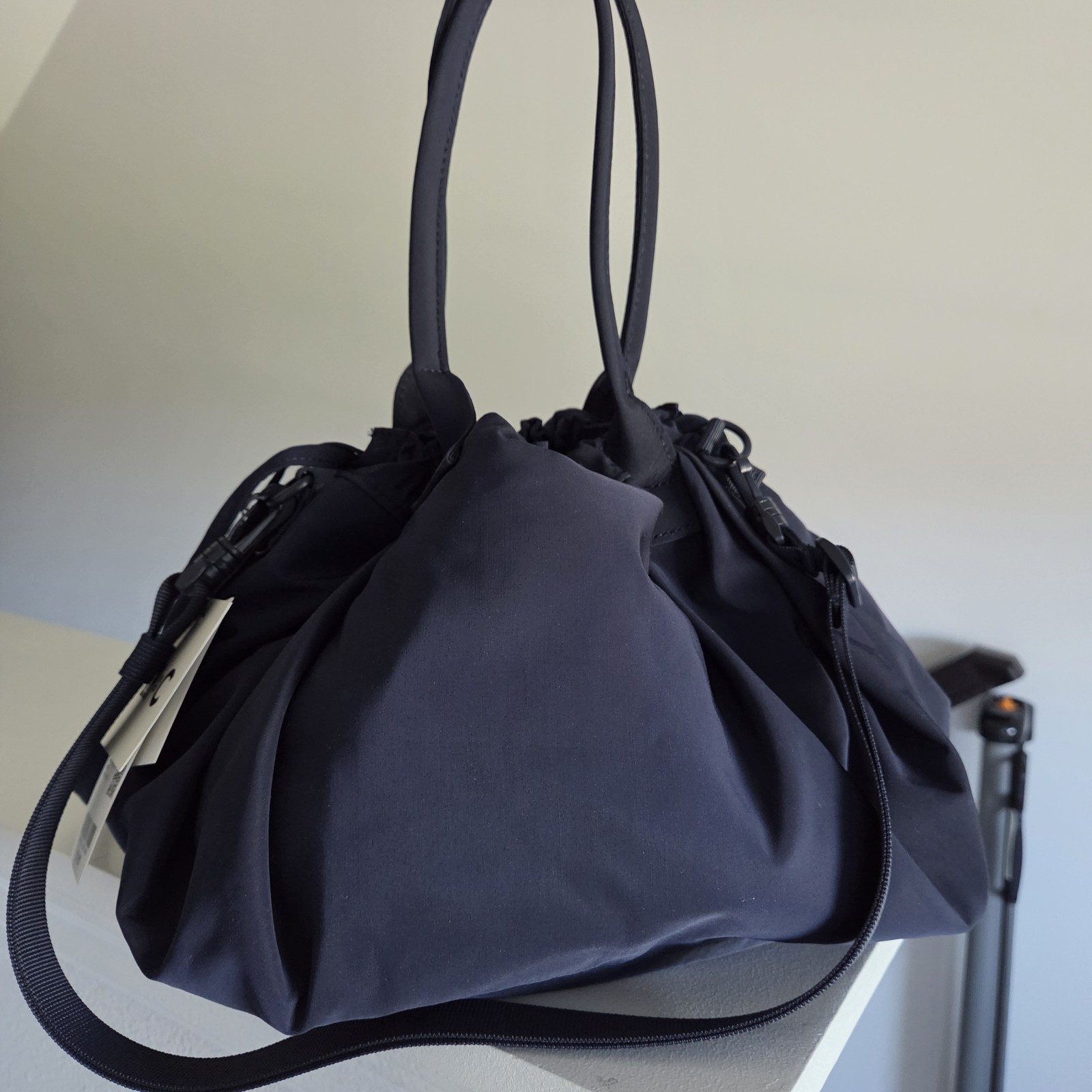 Uniqlo C Drawstring Bag Water Repellent Tote Crossbody 2-Way Japan NEW Navy #69