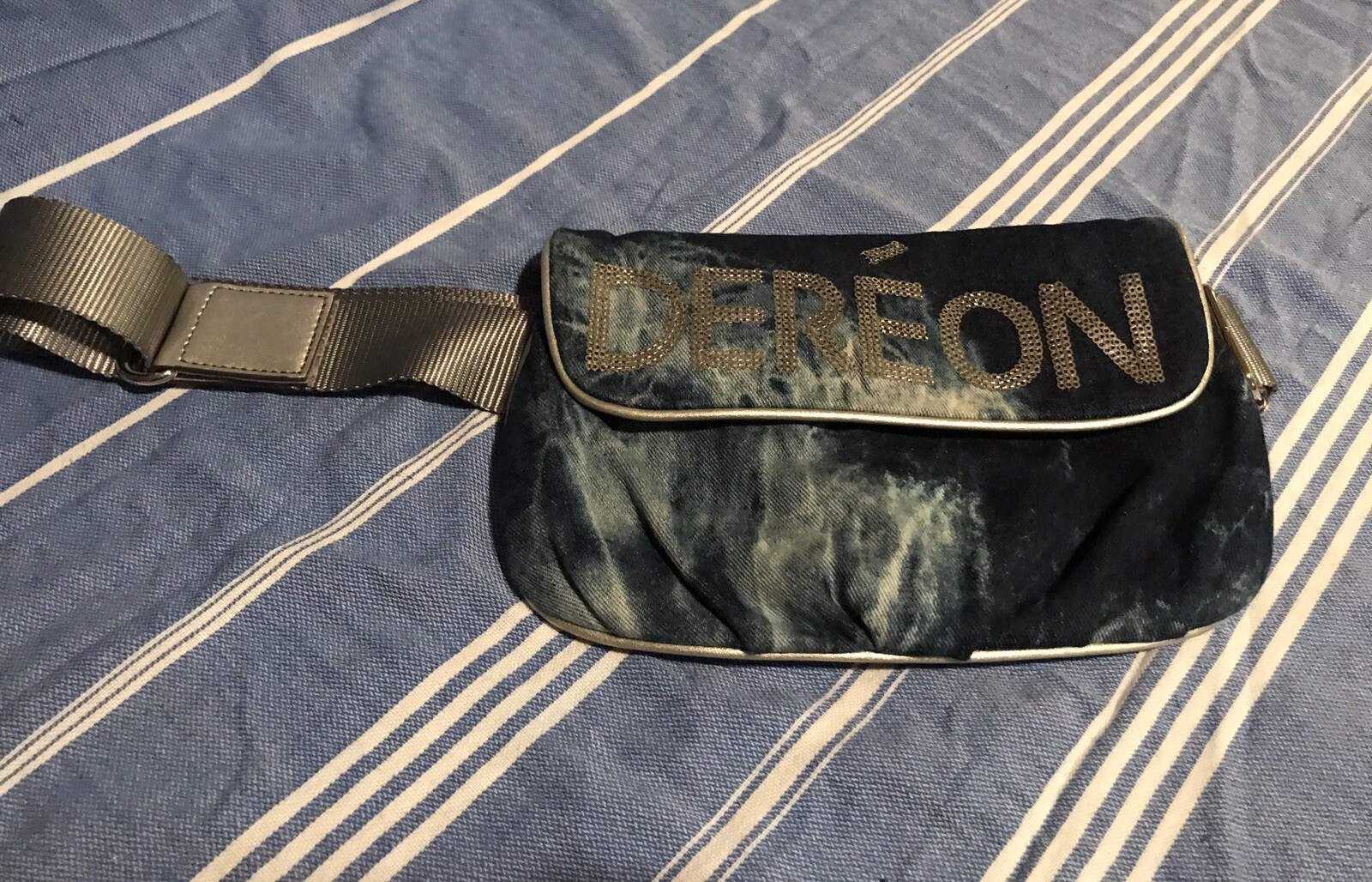 Dereon Tie Dyed Blue Denim Hip Bag Fanny Pack Purse DE00018 Handbag Beyoncé Y2K