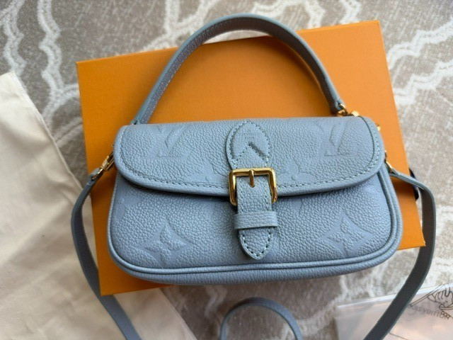 Louis Vuitton Nano Diane Empreinte Blue Excellent condition