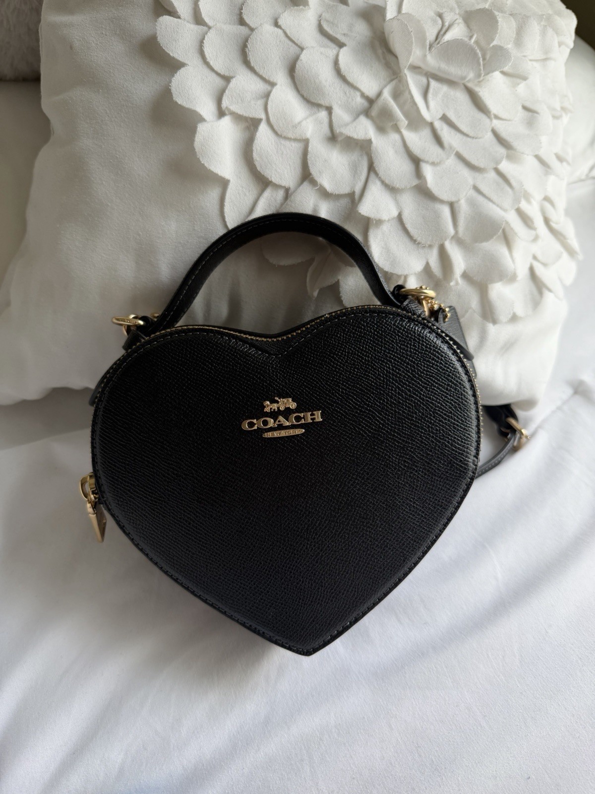 Coach Heart Women’s Crossbody Bag – Black (CE652)