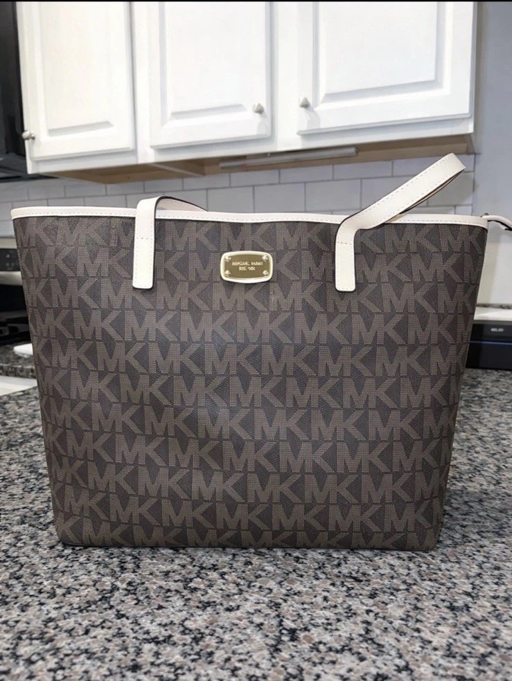 Michael Kors Signature Jet Set Brown Large Travel Tote Laptop Bag Purse