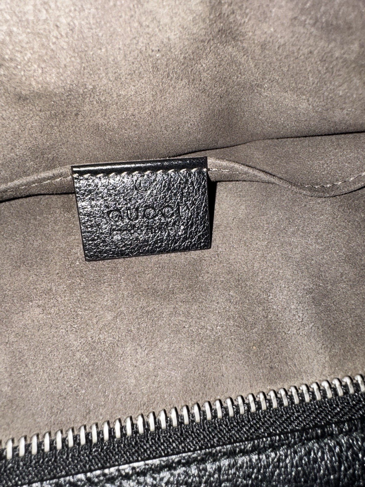 Gucci Black Red White Web Stripe Zip Crossbody Bag
